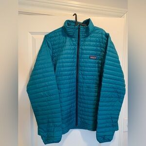 Patagonia lightweight down jacket size large